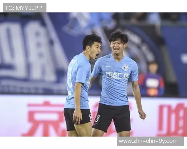 大连足球激情旋律唤起心中热爱与荣耀的歌声